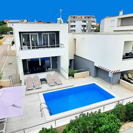 Villa Lumada Pool Apartments Novaglia Esterno foto